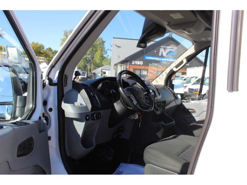 Ford Transit Cargo Van 2017 - Image 21