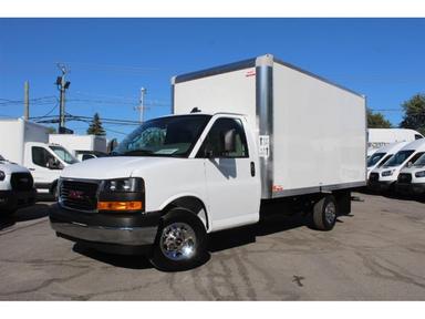 Gmc Savana 2025 - Thumbnail 3