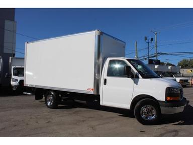 Gmc Savana 2025 - Thumbnail 5