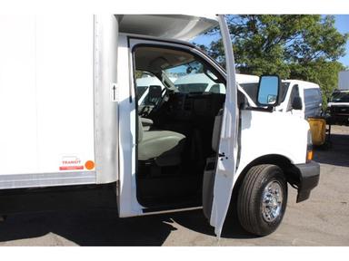 Chevrolet Express 3500 2024 - Thumbnail 24