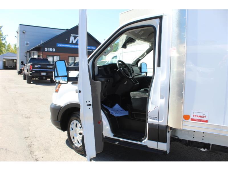 Ford Transit Cargo Van 2023 - Image 8