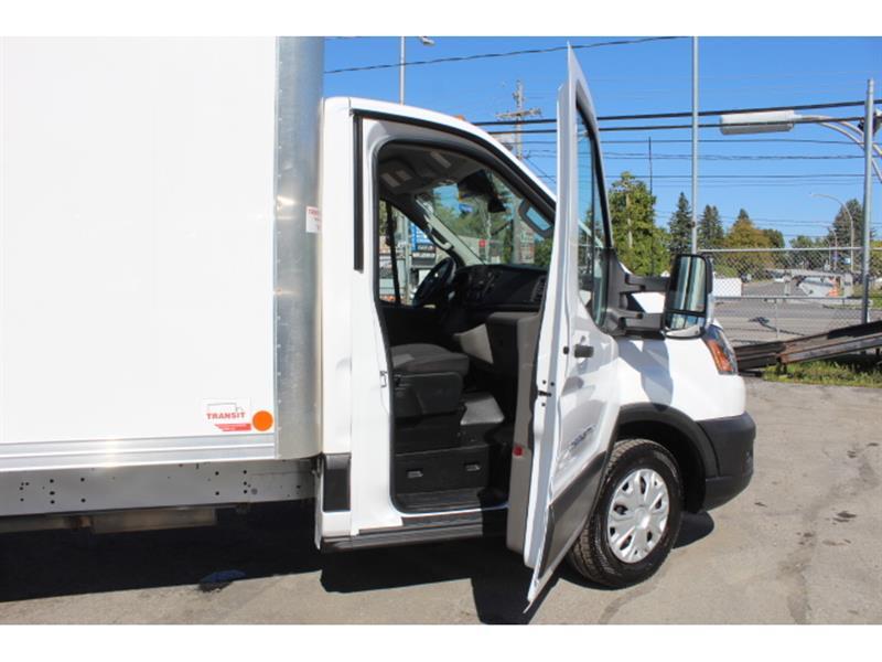 Ford Transit Cargo Van 2023 - Image 14