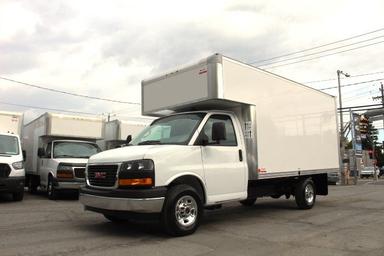 Gmc Savana Cargo 2025 - Thumbnail 4