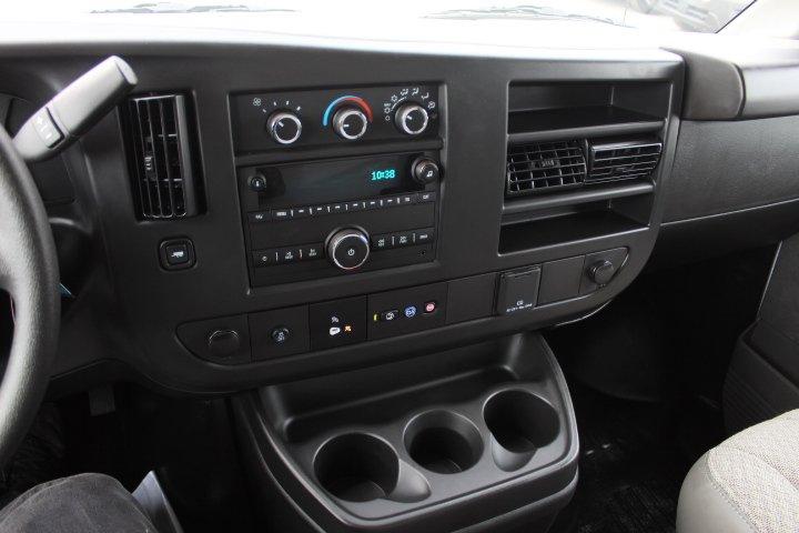 Gmc Savana Cargo 2025 - Image 9