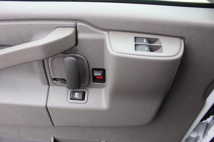 Gmc Savana Cargo 2025 - Image 11