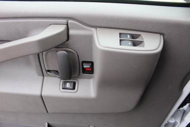 Gmc Savana Cargo 2025 - Thumbnail 11