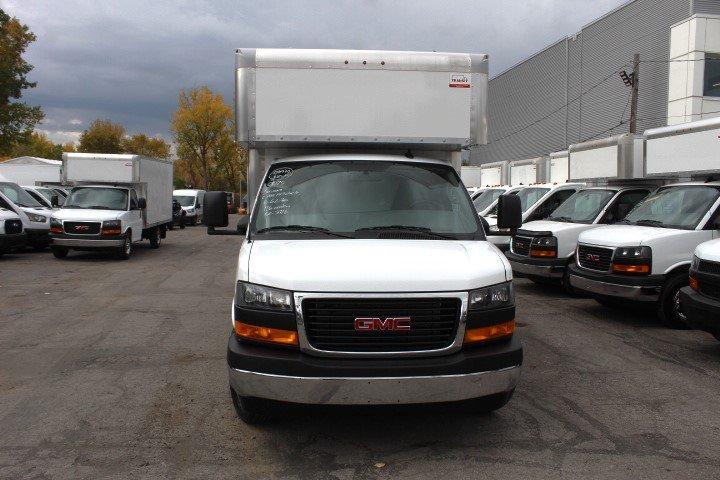 Gmc Savana Cargo 2025 - Image 12