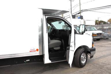 Gmc Savana Cargo 2025 - Thumbnail 13