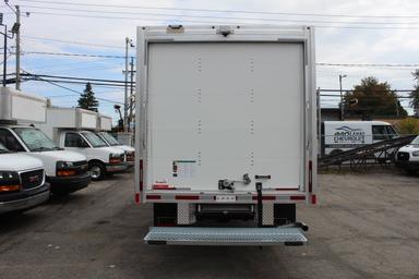 Gmc Savana Cargo 2025 - Thumbnail 18