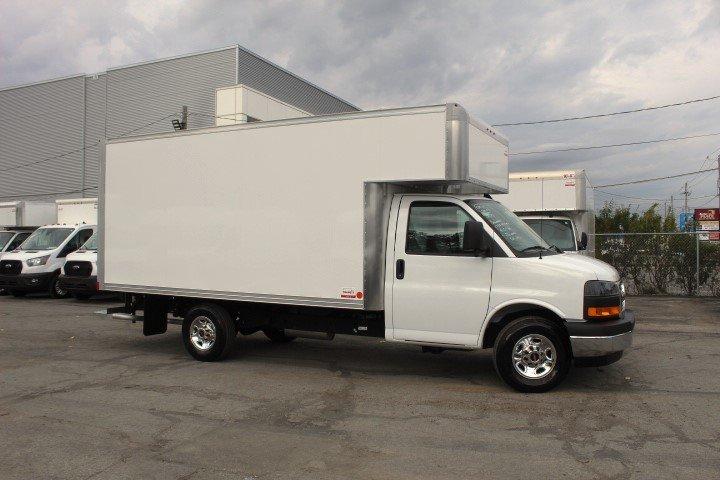 Gmc Savana Cargo 2025 - Image 21