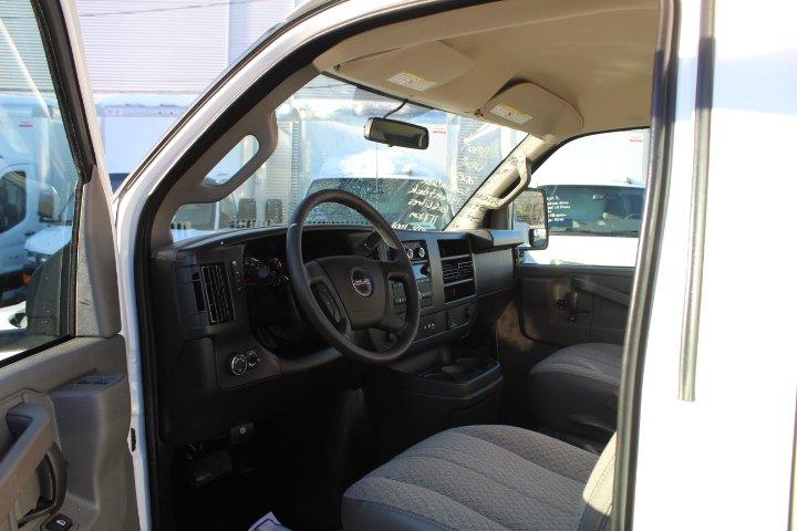 Gmc Savana Cargo 2025 - Image 6