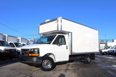 Gmc Savana Cargo 2025 - Thumbnail 12