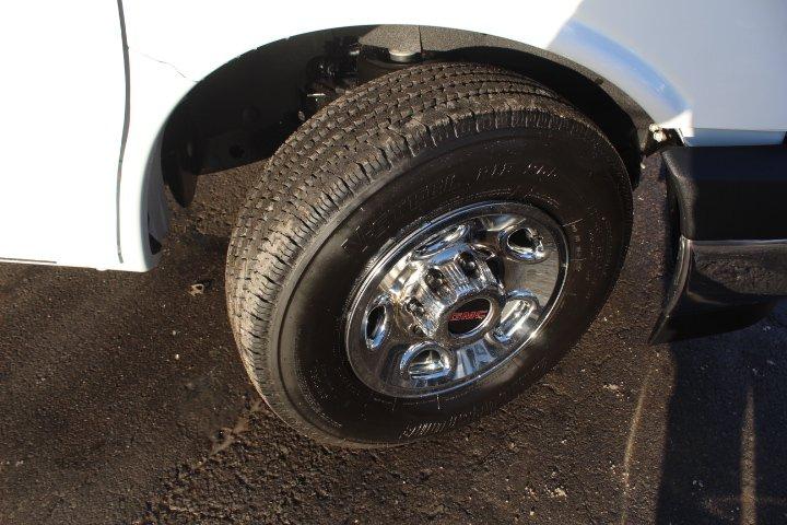 Gmc Savana Cargo 2025 - Image 17