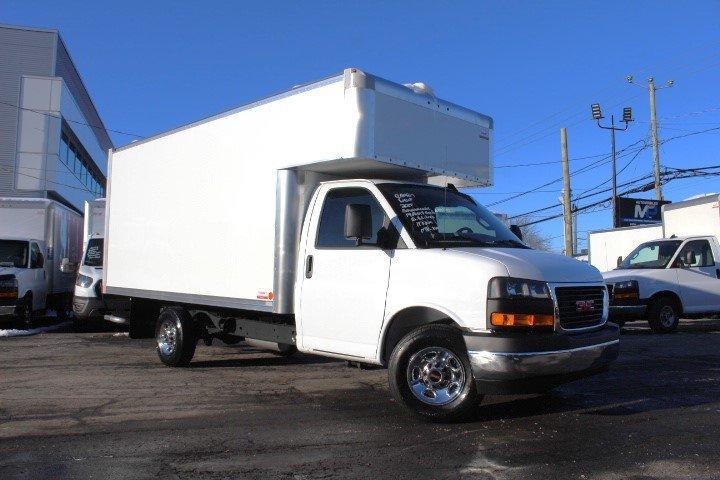 Gmc Savana Cargo 2025 - Image 24