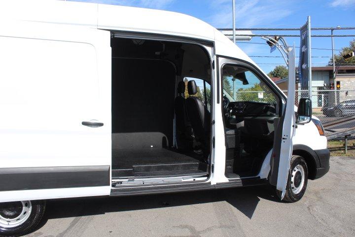 Ford Transit Cargo Van 2024 - Image 12