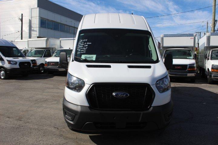 Ford Transit Cargo Van 2024 - Image 15