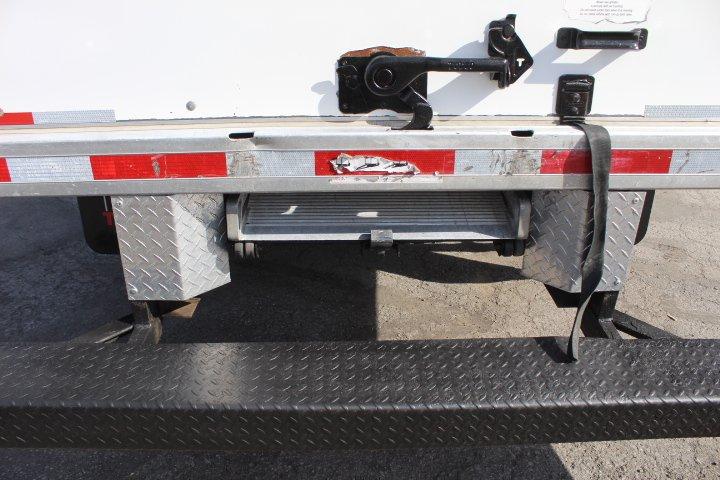 Ford Econoline 2022 - Image 11