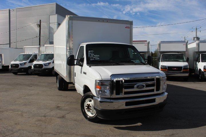 Ford Econoline 2022 - Image 15