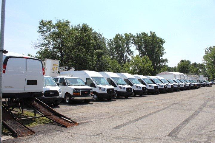 Ford Econoline 2022 - Image 32