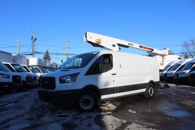 Ford Transit Cargo Van 2018 - Thumbnail 3