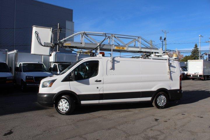 Ford Transit Cargo Van 2017 - Image 4