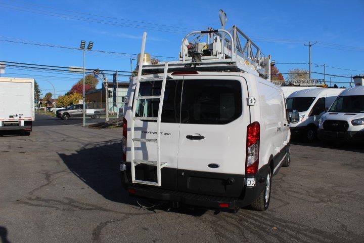 Ford Transit Cargo Van 2017 - Image 15