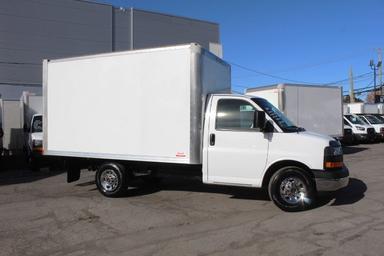 Gmc Savana Cargo 2018 - Thumbnail 14