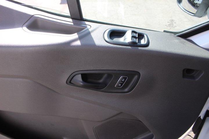 Ford Transit Cargo Van 2023 - Image 3