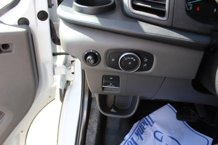 Ford Transit Cargo Van 2023 - Image 4