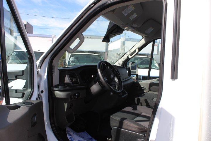 Ford Transit Cargo Van 2023 - Image 9