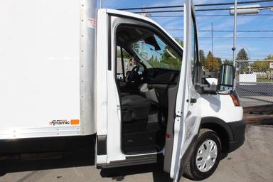 Ford Transit Cargo Van 2023 - Thumbnail 15