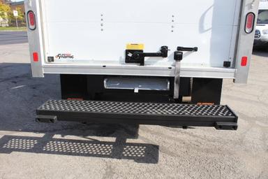 Ford Transit Cargo Van 2023 - Thumbnail 19