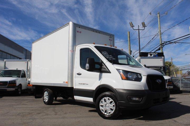 Ford Transit Cargo Van 2023 - Image 24