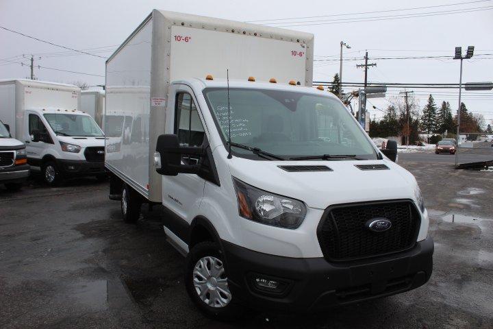 Ford Transit Cargo Van 2023 - Image 6