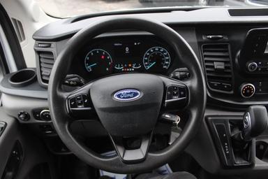 Ford Transit Cargo Van 2023 - Thumbnail 9