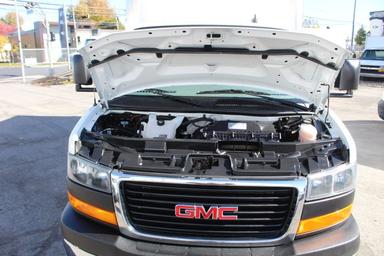 Gmc Savana Cargo 2021 - Thumbnail 3