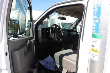 Gmc Savana Cargo 2021 - Thumbnail 10