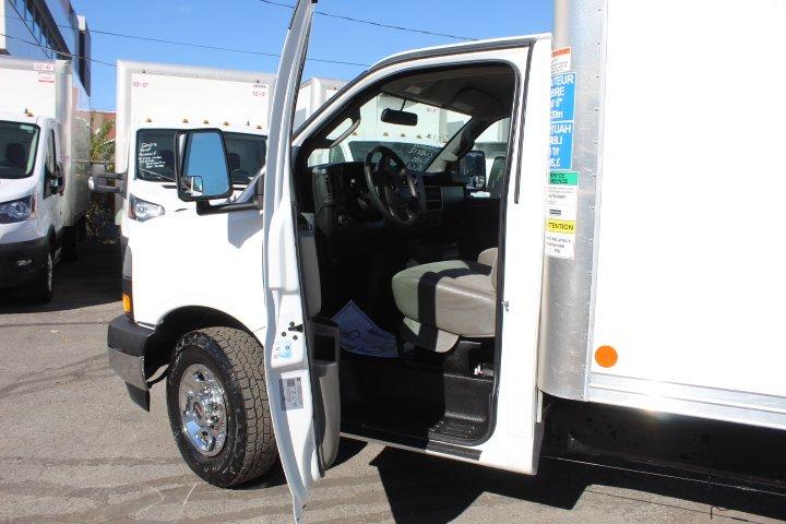 Gmc Savana Cargo 2021 - Image 11