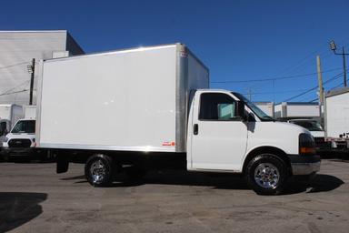 Gmc Savana Cargo 2021 - Thumbnail 19