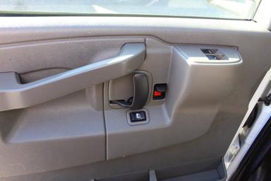 Chevrolet Express Cargo 2022 - Thumbnail 7