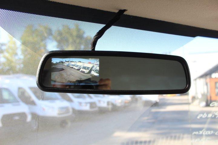 Chevrolet Express Cargo 2022 - Image 12