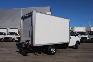 Chevrolet Express Cargo 2022 - Thumbnail 20