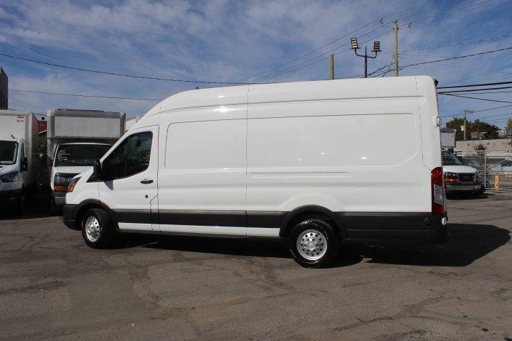 Ford Transit Cargo Van 2024 - Image 3