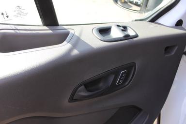 Ford Transit Cargo Van 2024 - Thumbnail 6