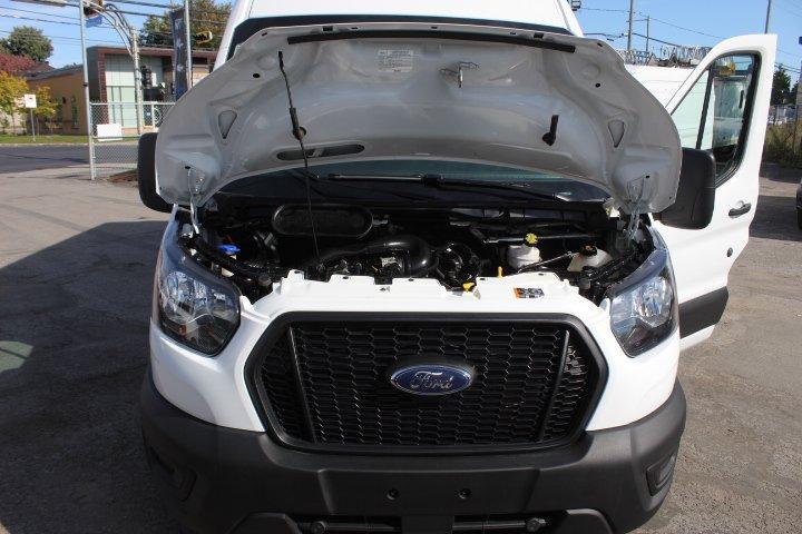 Ford Transit Cargo Van 2024 - Image 9