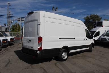 Ford Transit Cargo Van 2024 - Thumbnail 17