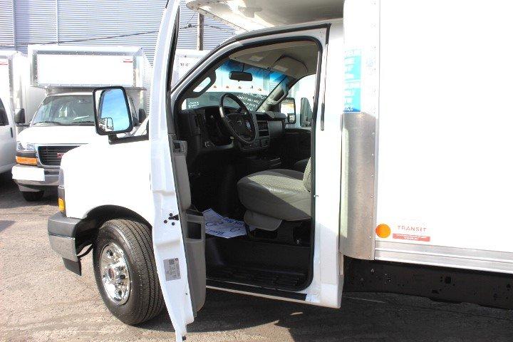 Gmc Savana 2021 - Image 9