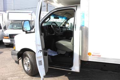 Gmc Savana 2021 - Thumbnail 9