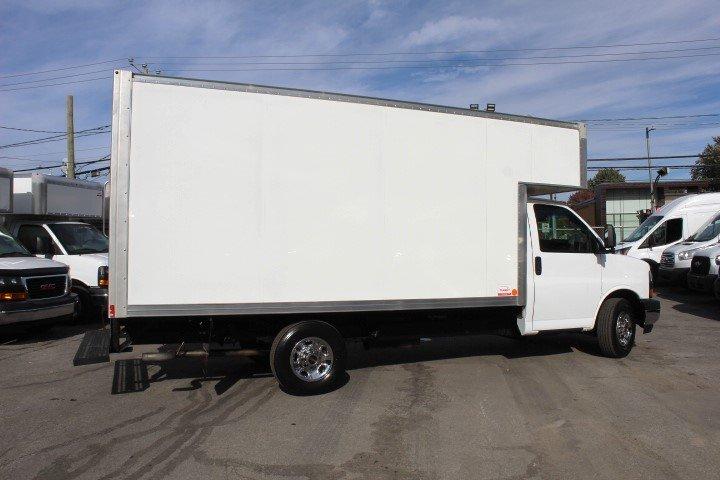 Gmc Savana 2021 - Image 23