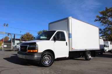 Gmc Savana Cargo 2017 - Thumbnail 4